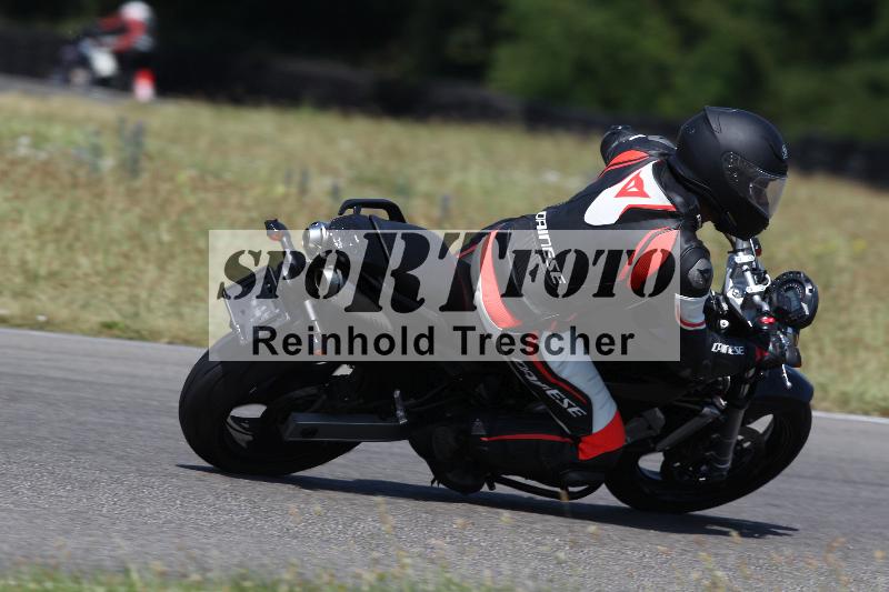 Archiv-2022/25 16.06.2022 TZ Motorsport ADR/Gruppe gruen/backside